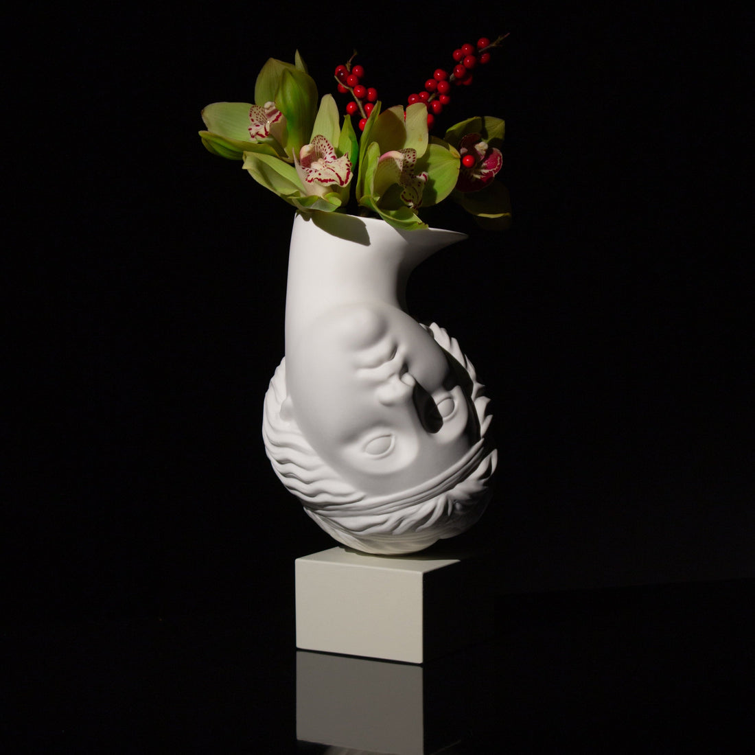 Vase Amor Volat de Marcantonio - Seletti-vue 2-The Woods Gallery