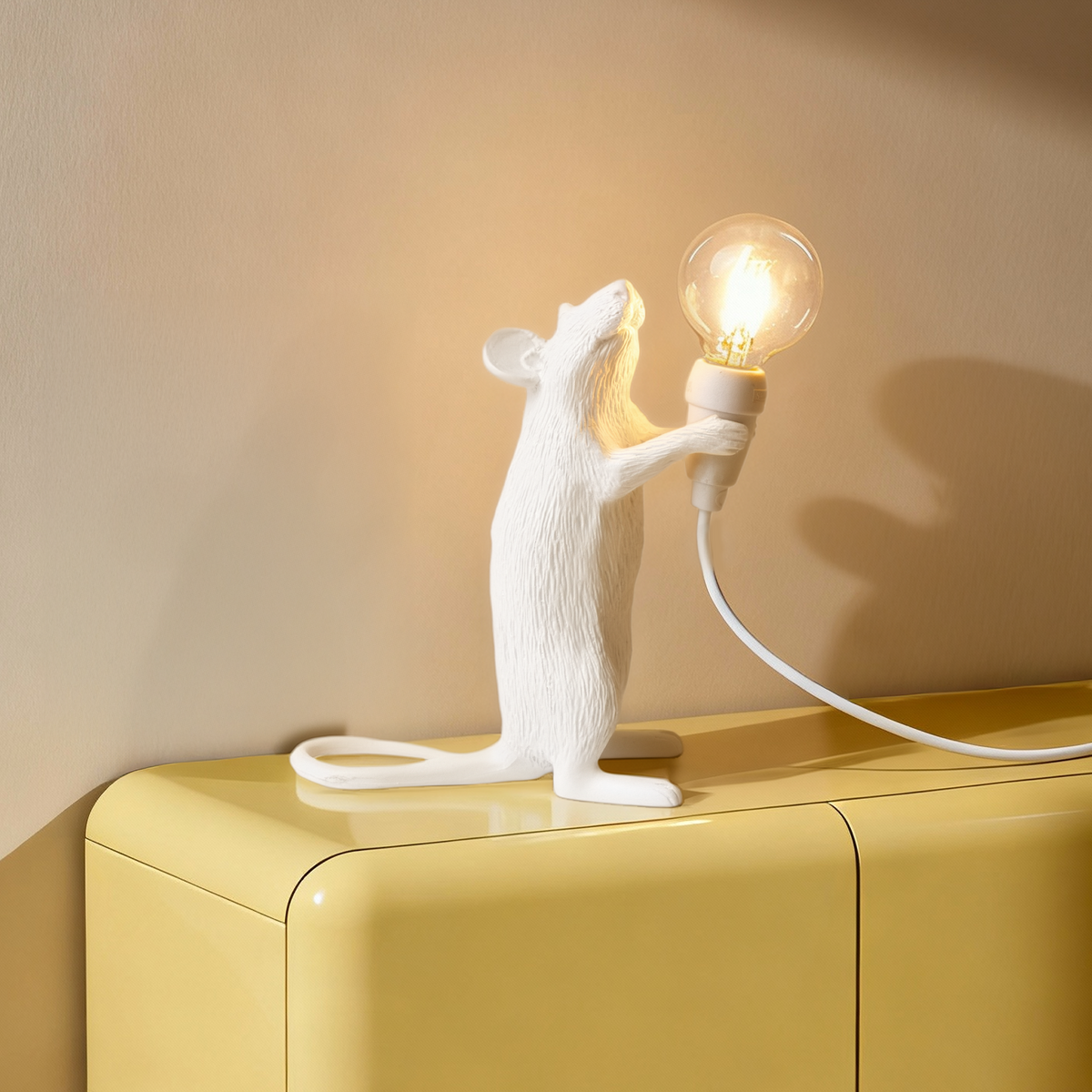 Lampe Mouse Lamp Step blanche de Marcantonio - Seletti-vue 8-The Woods Gallery