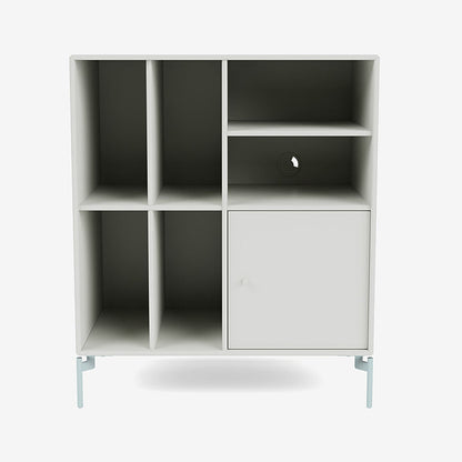 Meuble de Rangement Spin II par Peter J. Lassen - Montana-09 Nordic-Pieds h 12.6cm-The Woods Gallery