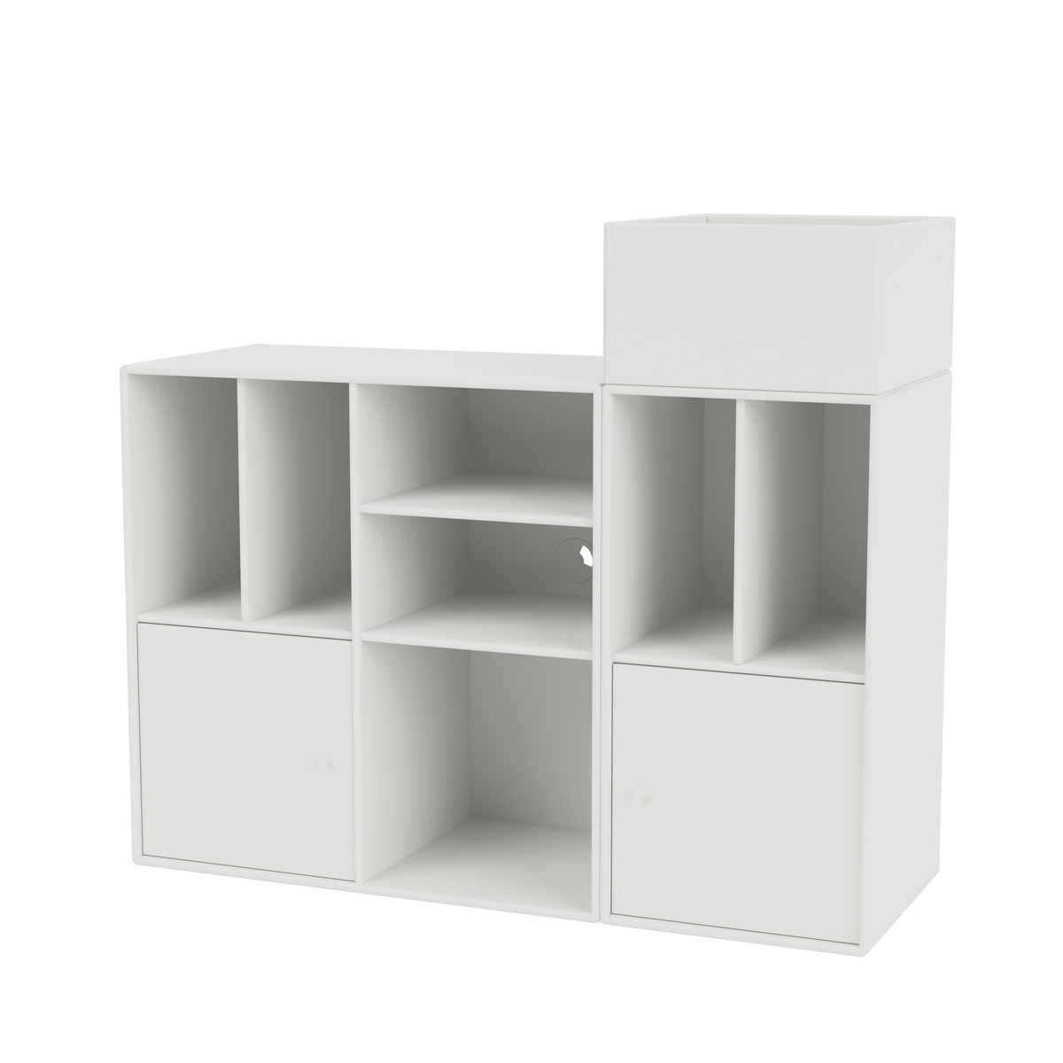 Meuble de Rangement Spin III par Peter J. Lassen, laque 01 White, suspendu au mur, packshot Montana