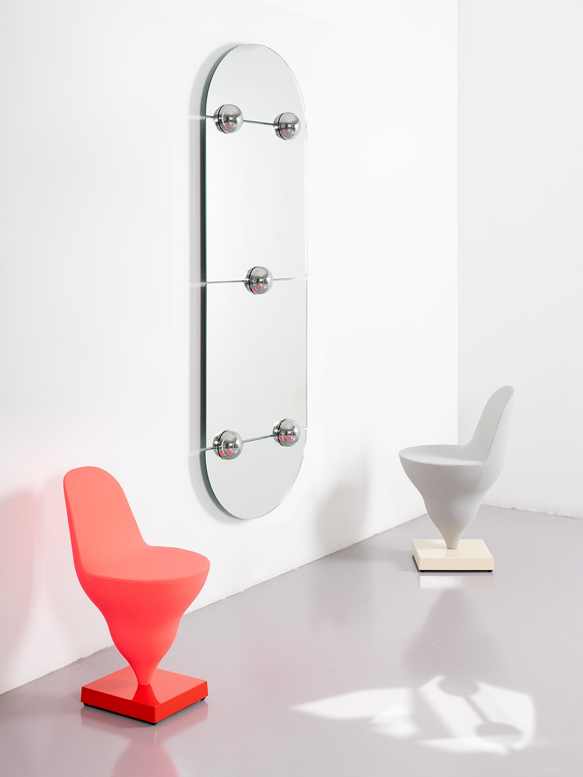 Miroir Sphera Oblong L de Jean-Baptiste Fastrez - Moustache-The Woods Gallery