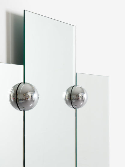 Miroir Sphera Triptych de Jean-Baptiste Fastrez - Moustache-The Woods Gallery