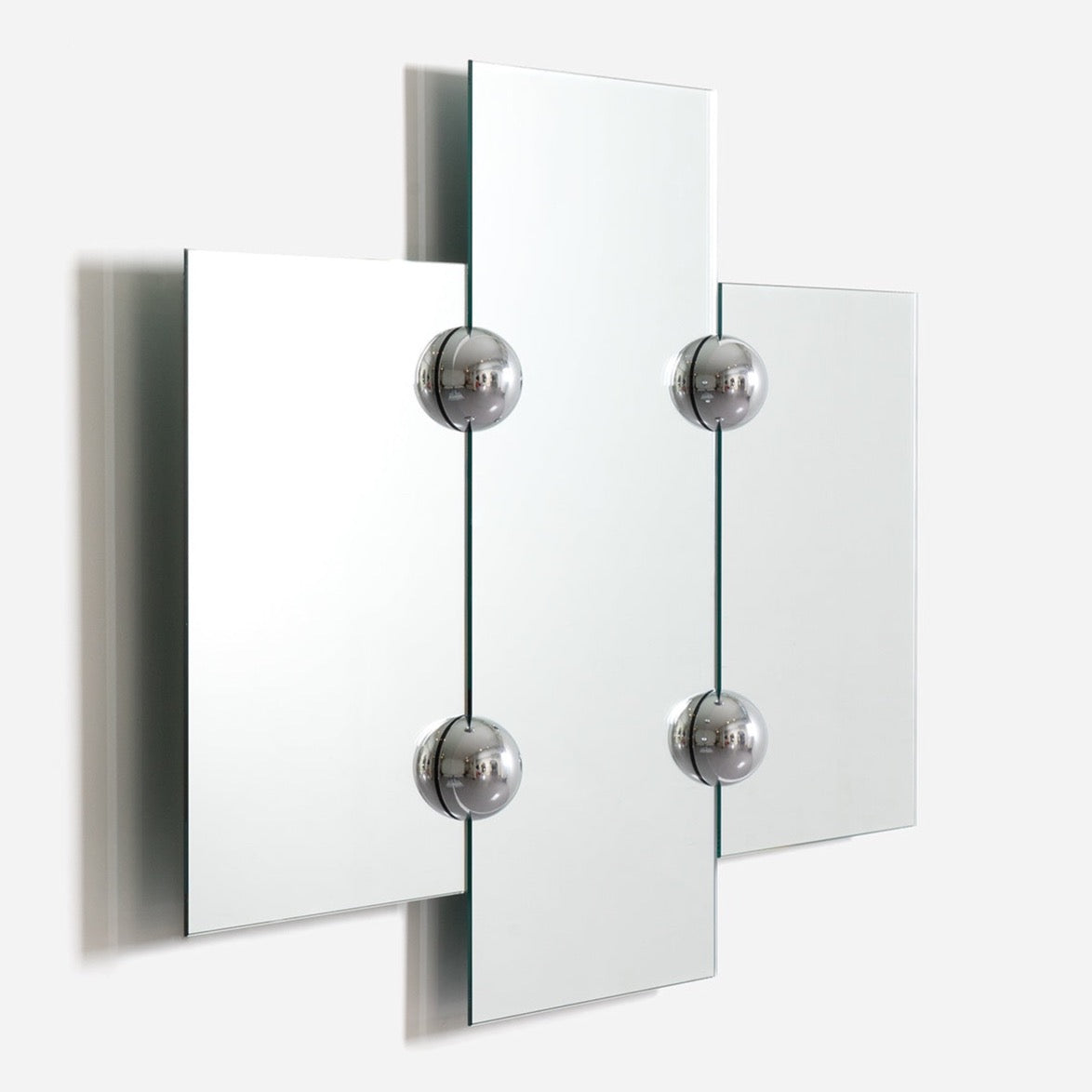 Miroir Sphera Triptych de Jean-Baptiste Fastrez - Moustache-The Woods Gallery