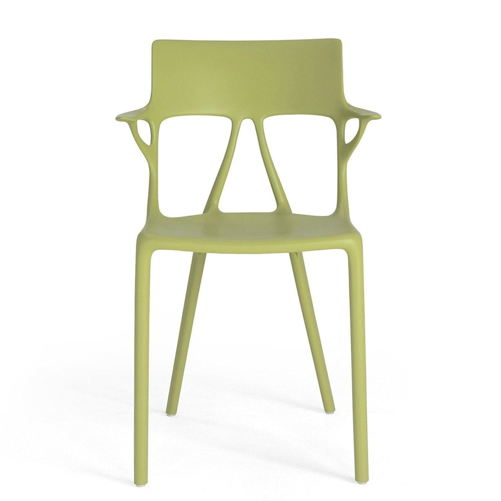 Modèles d'exposition de la chaise A.I de Philippe Starck - Kartell-Vert-The Woods Gallery