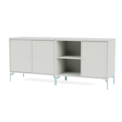 Module de Rangement Save par Peter J. Lassen, laque 09 Nordic, sur pieds 148 Flint, packshot Montana