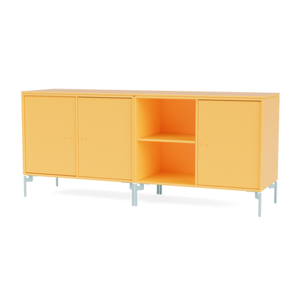 Module de Rangement Save par Peter J. Lassen, laque 166 Acacia, sur pieds 148 Flint, packshot Montana