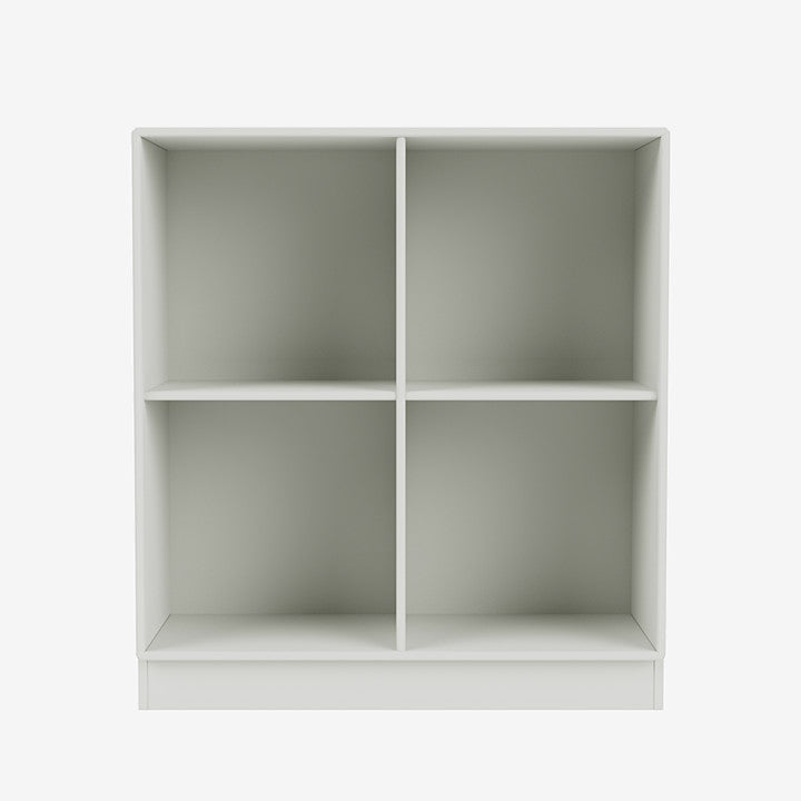 Module de Rangement Show par Peter J. Lassen - Montana-09 Nordic-Plinthe h 7cm-The Woods Gallery