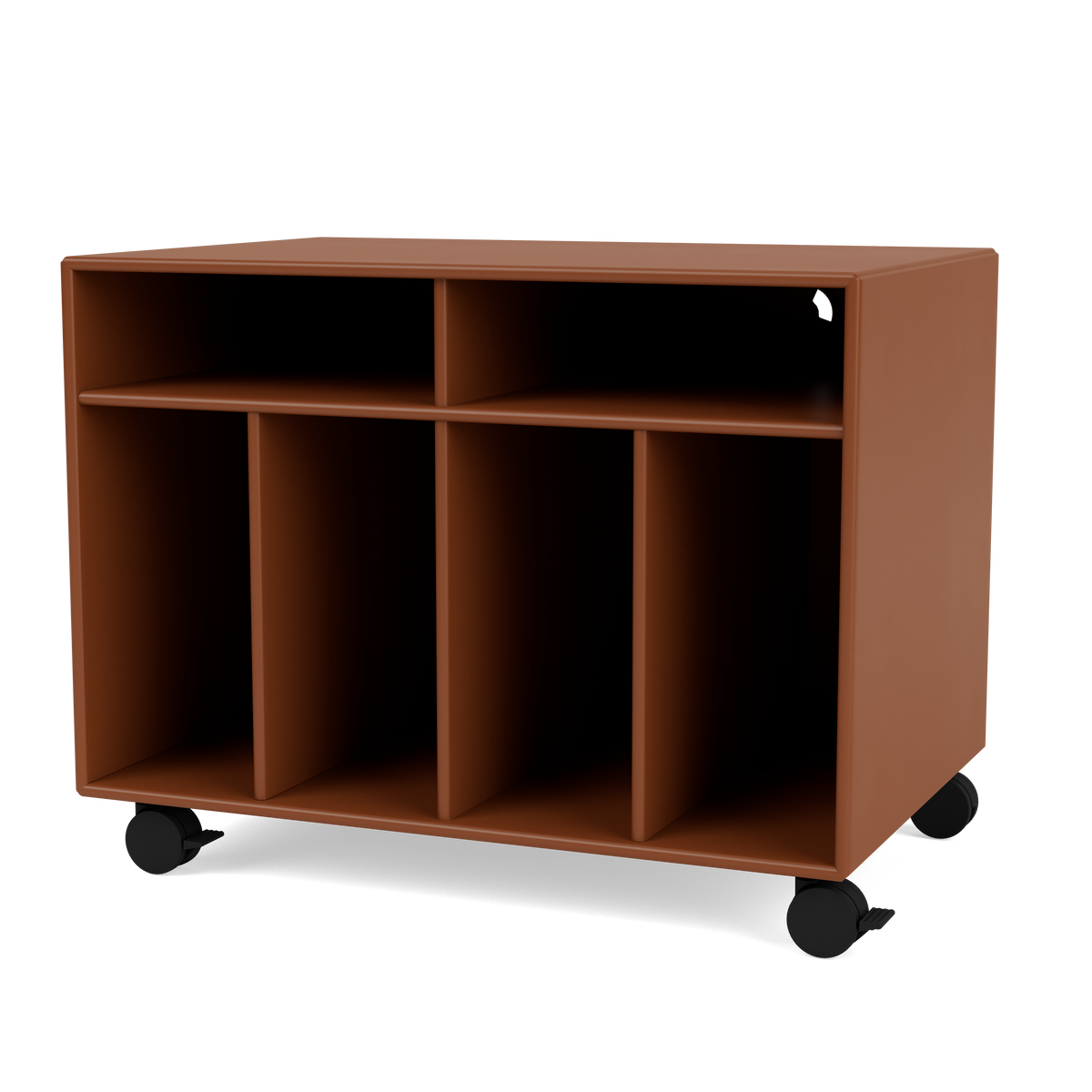 Module de Rangement Spin I par Peter J. Lassen, laque 146 Hazelnut, sur roulettes, packshot Montana