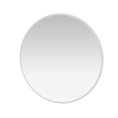 Miroir Colour Frame AROUND Montana, cadre laqué 09 Nordic, vue de trois quarts sur fond blanc