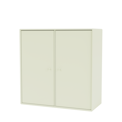 Meuble de rangement Cover Montana, laque 140 Pomelo, suspendu au rail mural, vue de trois quarts sur fond blanc
