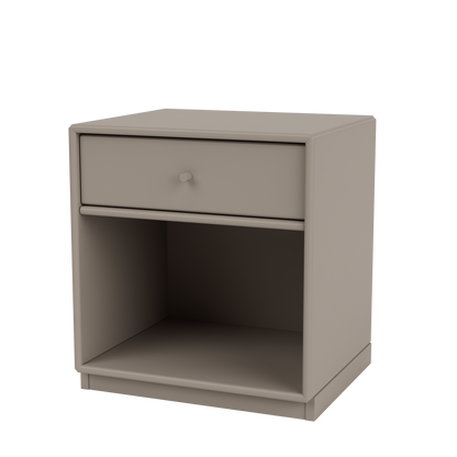 Table de chevet Dream Quick Ship, laque 141 Truffle, sur socle de 3 cm, packshot Montana