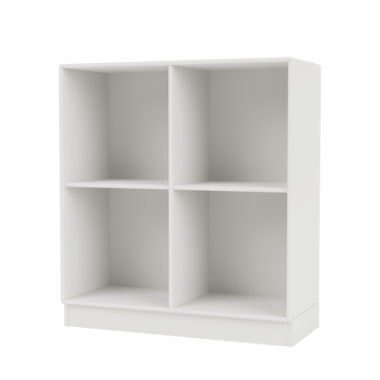 Module de Rangement Show par Peter J. Lassen, laque 01 White, sur socle de 7 cm, packshot Montana