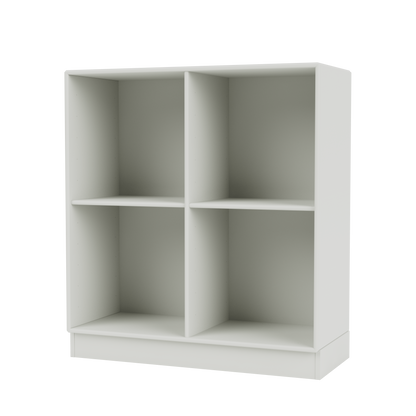 Bibliothèque Show Quick Ship, laque 09 Nordic, sur socle de 7 cm, packshot Montana