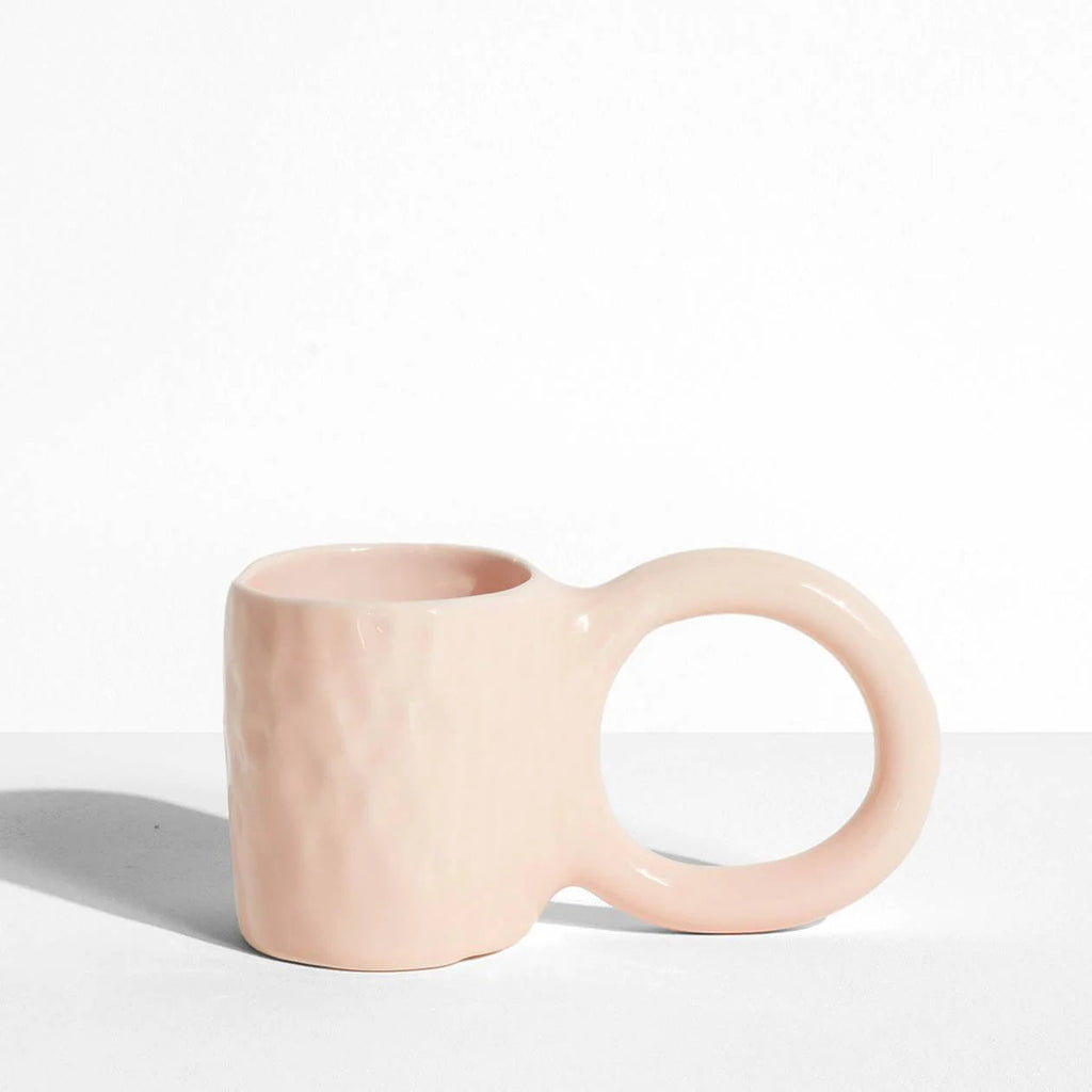 Mug Donut M de Pia Chevalier - Petite Friture-Jaune Lemon-The Woods Gallery