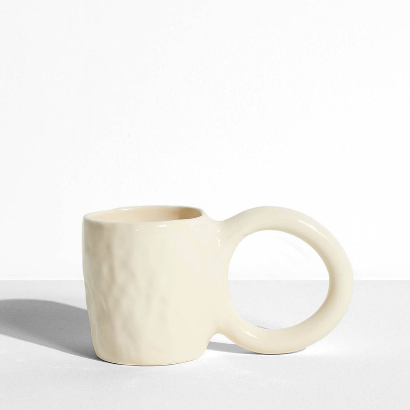 Mug Donut M de Pia Chevalier - Petite Friture-Jaune Lemon-The Woods Gallery
