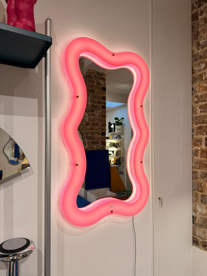 Miroir lumineux Supercurve Tiny Tall de BBMDS - Seletti - modèle d&