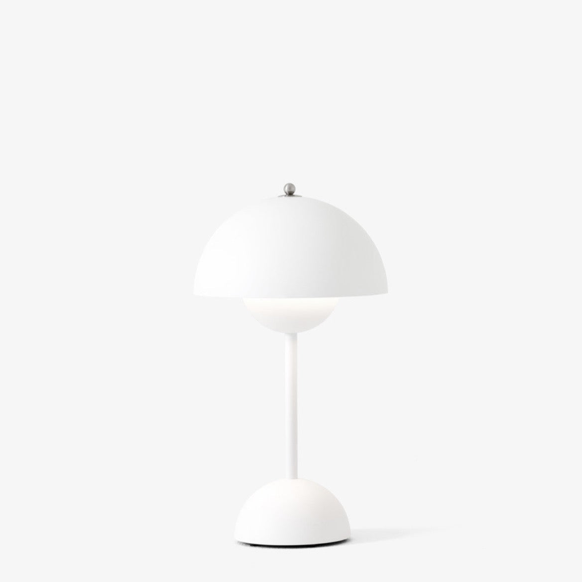 Petite lampe de table Flowerpot VP9 de Verner Panton - &amp;Tradition-Blanc mat-The Woods Gallery