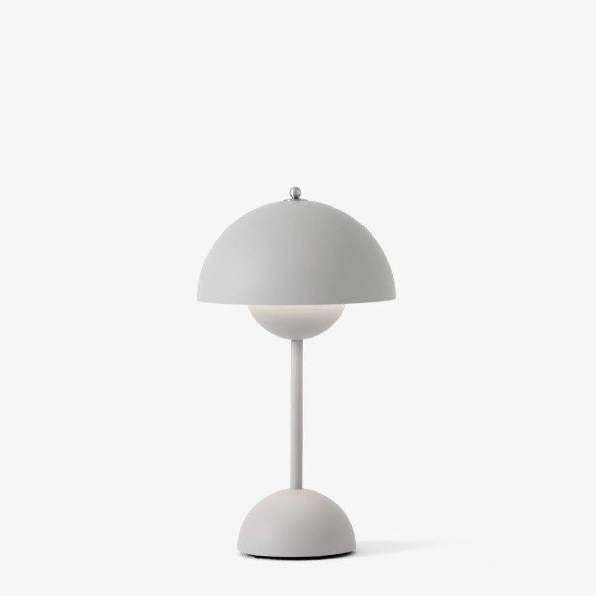 Petite lampe de table Flowerpot VP9 de Verner Panton - &amp;Tradition-Gris clair mat-The Woods Gallery