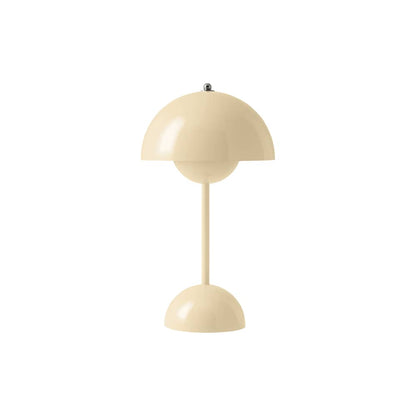 Petite lampe de table Flowerpot VP9 de Verner Panton - &amp;Tradition-Ivoire-The Woods Gallery