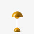 Petite lampe de table Flowerpot VP9 de Verner Panton - &Tradition-Moutarde-The Woods Gallery