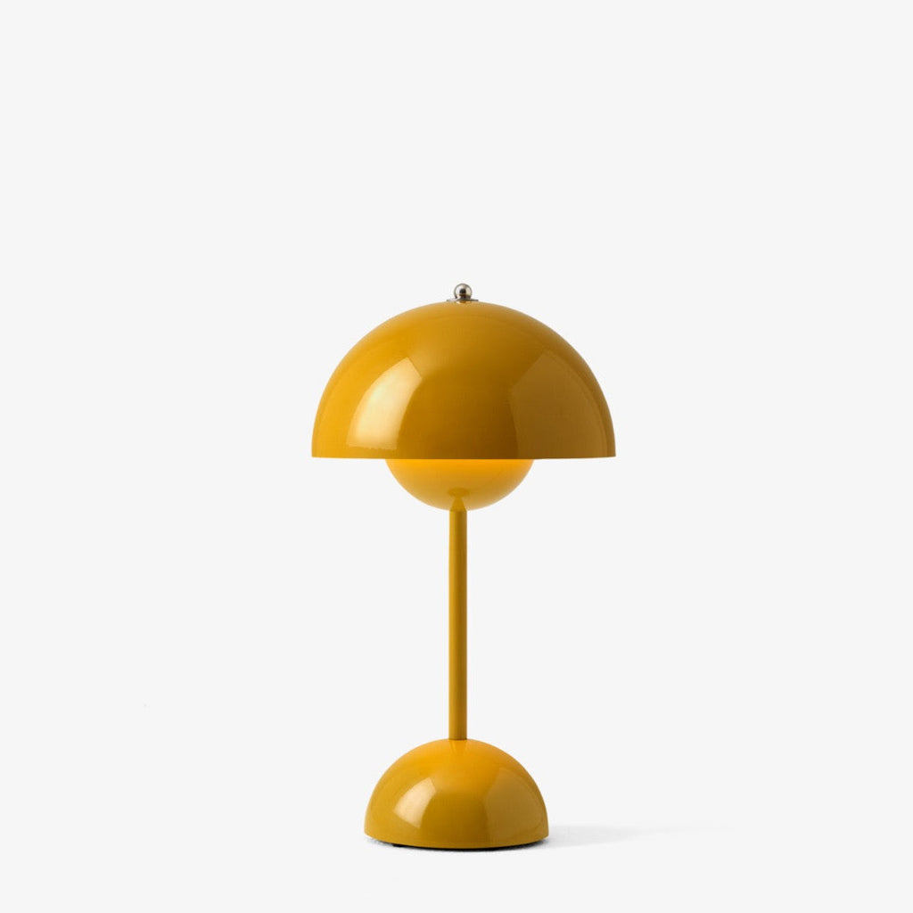 Petite lampe de table Flowerpot VP9 de Verner Panton - &Tradition-Mustard-The Woods Gallery