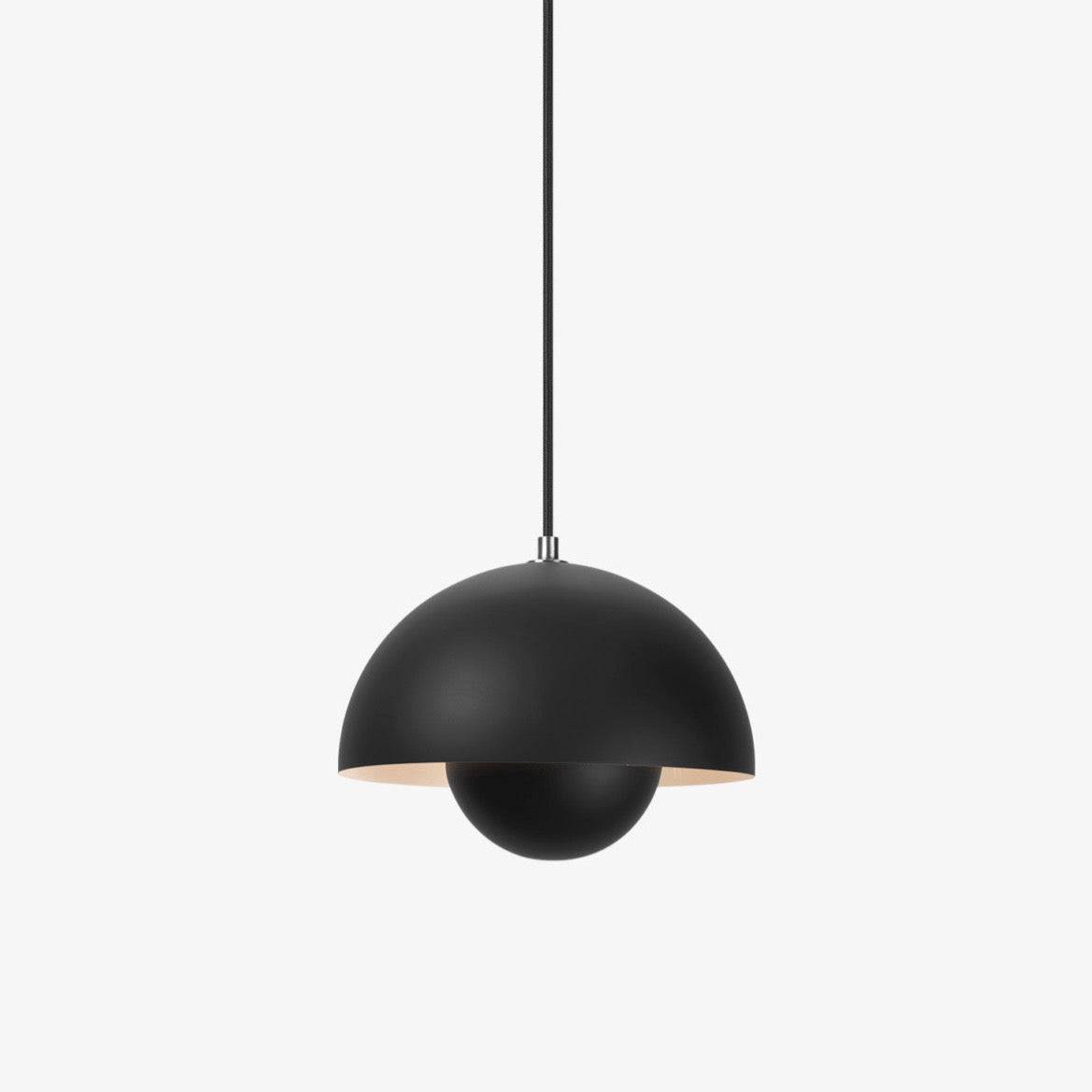 Petite suspension Flowerpot VP1 de Verner Panton - &amp;Tradition-Noir mat-The Woods Gallery