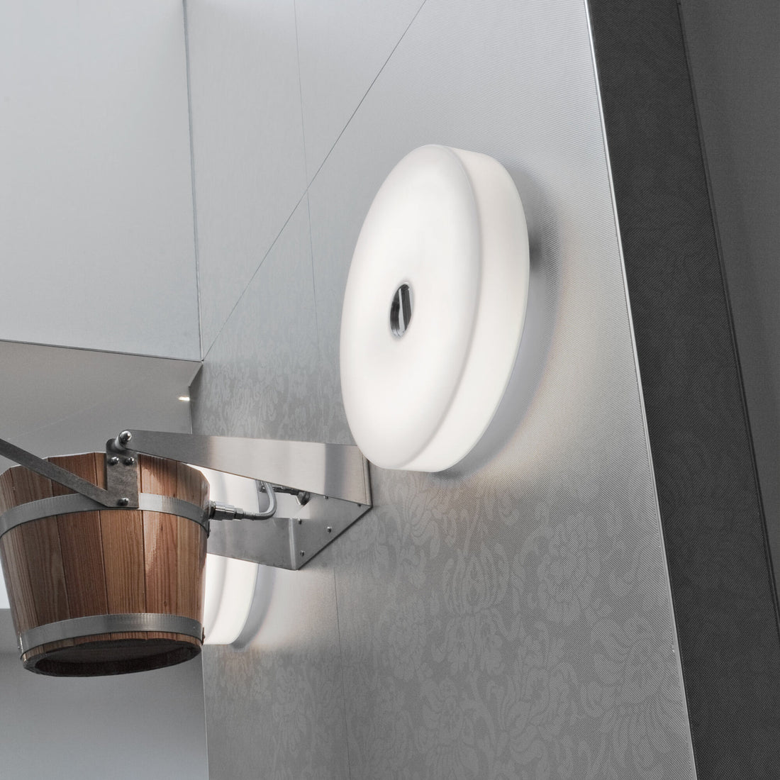 Plafonnier Mini Button de Piero Lissoni - Flos-The Woods Gallery