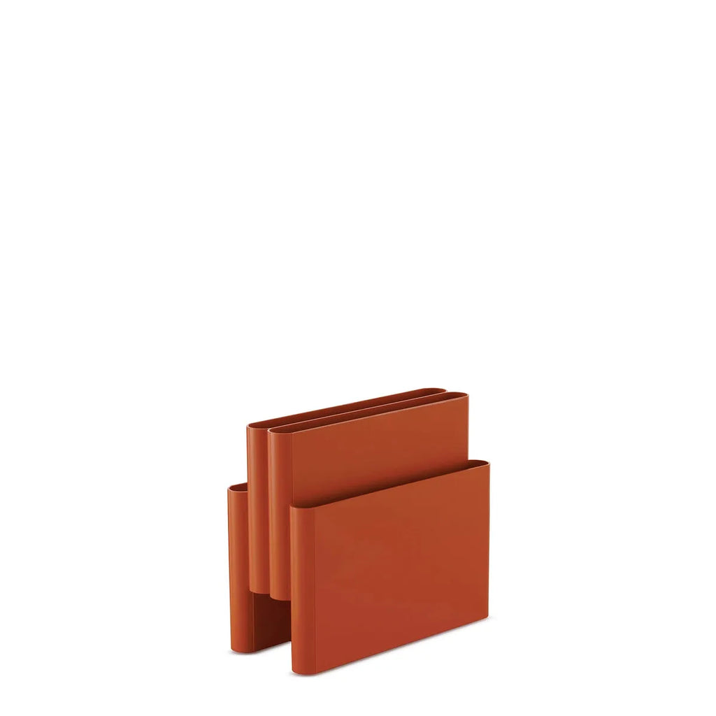 Porte-revues Magazine Holder de Giotto Stoppino - Kartell-Ambre-The Woods Gallery