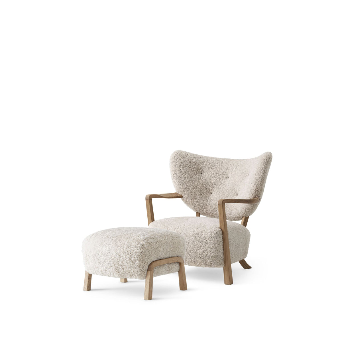 Pouf Wulff ATD3 de Jørgen Wolff - &amp;Tradition-Chêne huilé-Peau de mouton-The Woods Gallery
