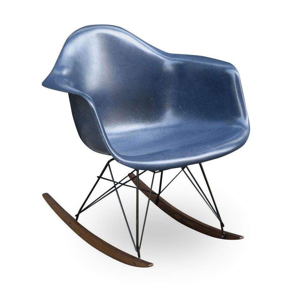 Rocking chair Navy Blue de Charles & Ray Eames - Herman Miller - Vintage-The Woods Gallery
