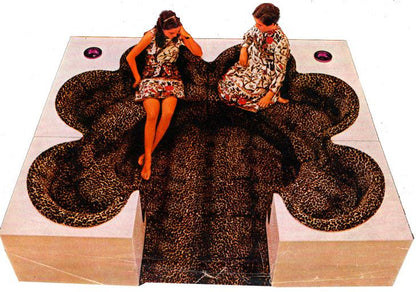 Safari Sofa de Archizoom - Poltronova-Blanc-Léopard Jaune-The Woods Gallery