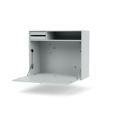Secrétaire Modulable Studio par Peter J. Lassen, laque 156 Oyster, suspendu au mur, packshot Montana