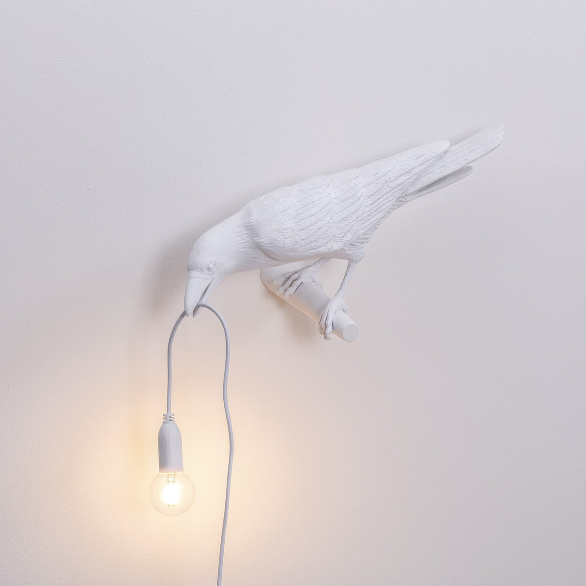 Applique Bird Lamp Looking Left blanche de Marcantonio - Seletti-vue 3-The Woods Gallery