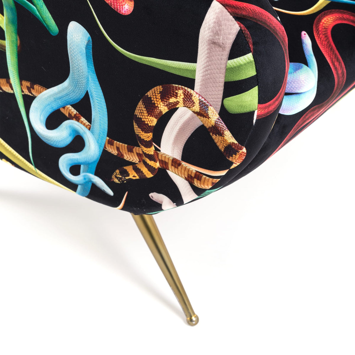Fauteuil Snakes de ToiletPaper - Seletti-vue 3-The Woods Gallery