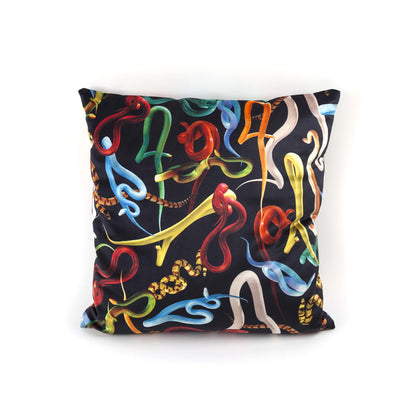 Coussin Snakes de ToiletPaper - Seletti-vue 5-The Woods Gallery