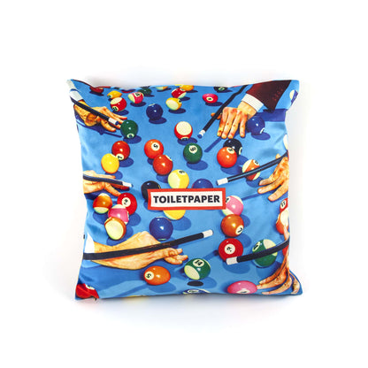 Coussin Snooker de ToiletPaper - Seletti-vue 3-The Woods Gallery