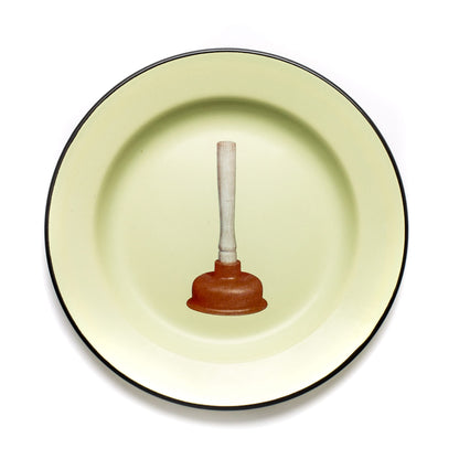 Assiette émaillée Plunger de ToiletPaper - Seletti-vue 1-The Woods Gallery