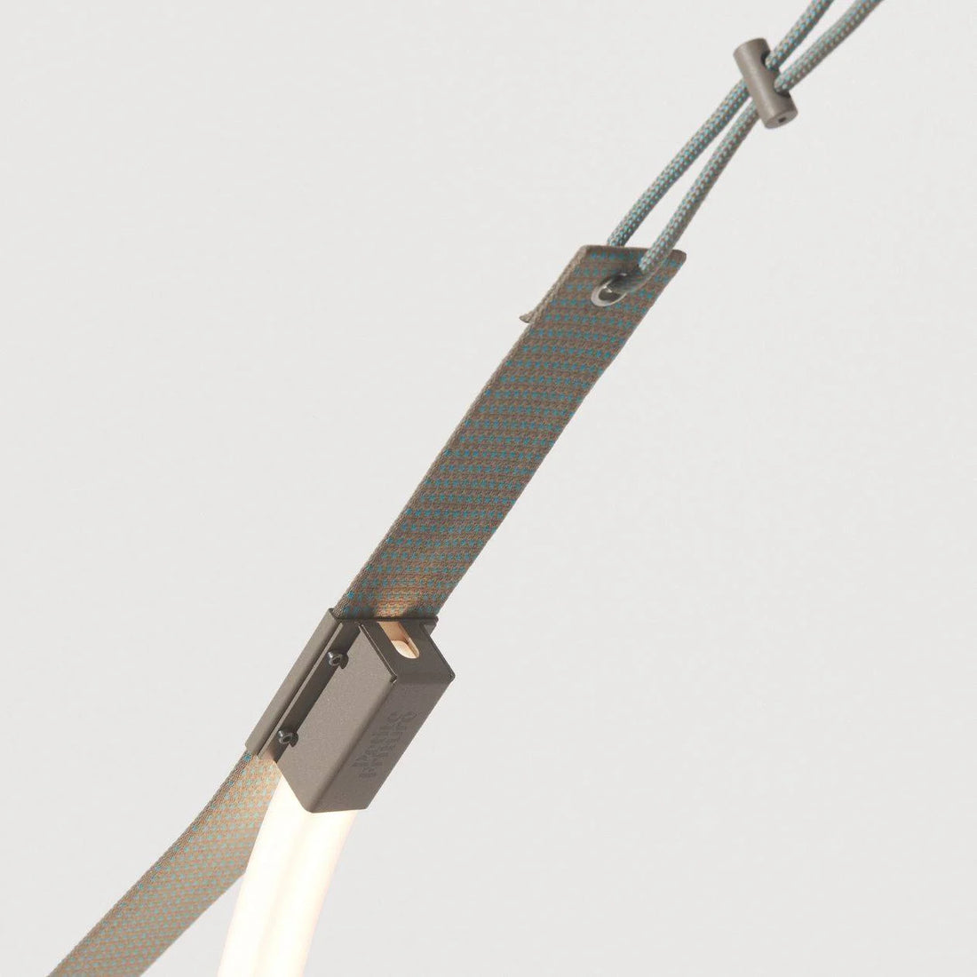 Spline Suspension de David Derksen - Petite Friture-Beige-The Woods Gallery