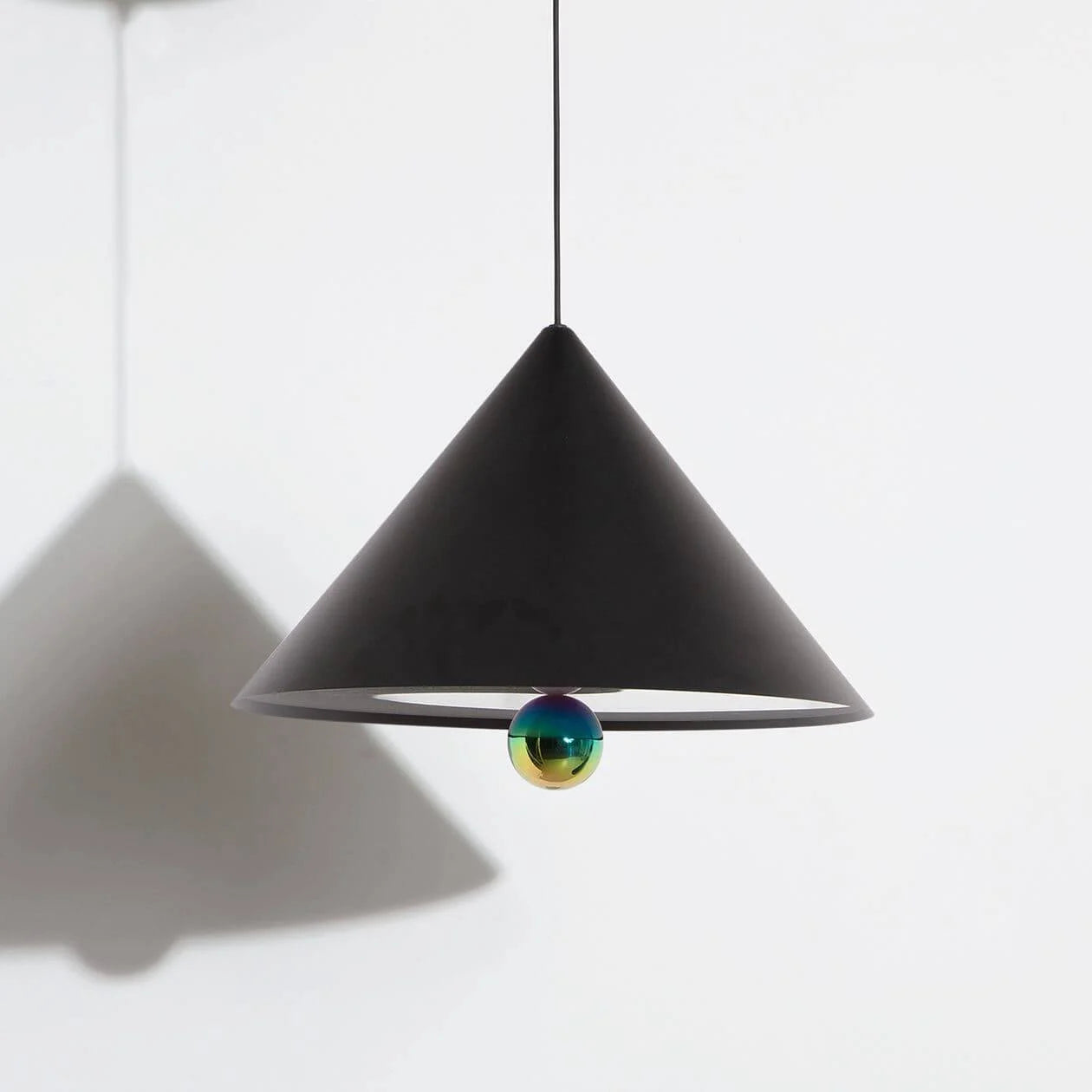 Suspension Cherry L - Petite Friture-Noir modèle d’exposition TBE-The Woods Gallery