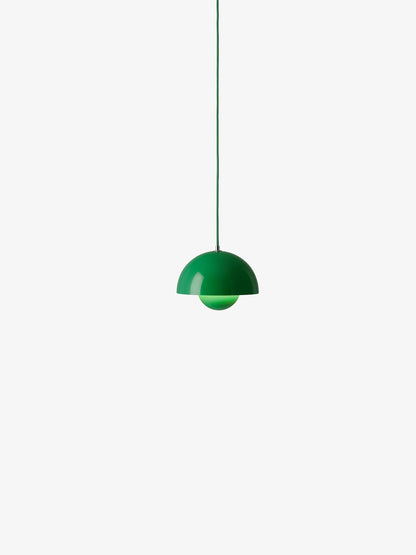 Suspension Flowerpot Chandelier VP1 - 10 pendants - &amp;Tradition-Vert signal-The Woods Gallery