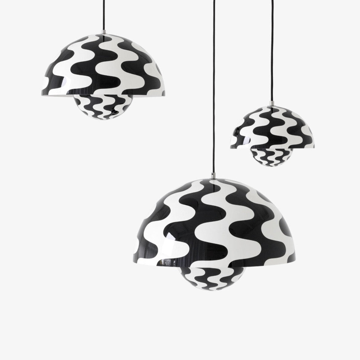 Suspension Flowerpot VP2 de Verner Panton - &amp;Tradition-Blanc mat-The Woods Gallery