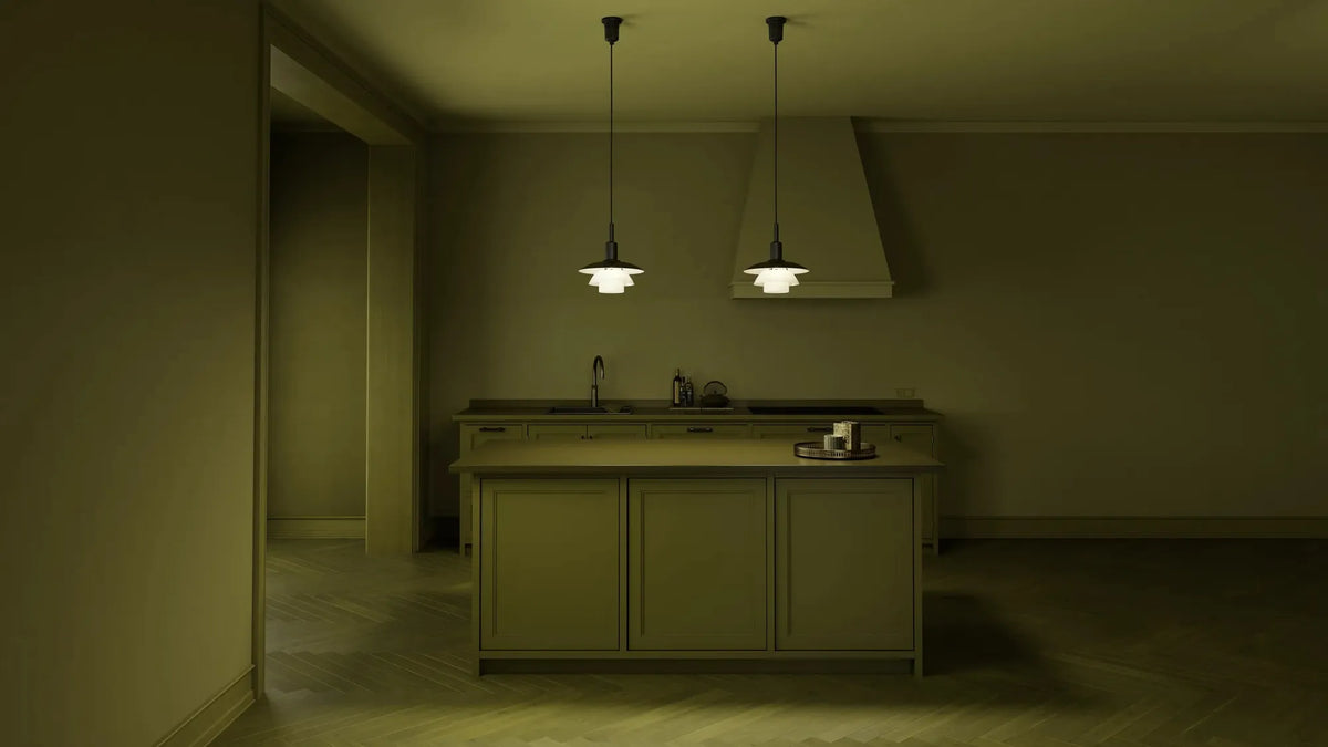 Suspension PH 3/3 de Poul Henningsen - Louis Poulsen-Verre opalin blanc-The Woods Gallery