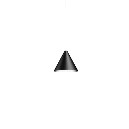 Suspension String Light tête cône de Michael Anastassiades - Flos-12 m-Interrupteur tactile-Noir-The Woods Gallery