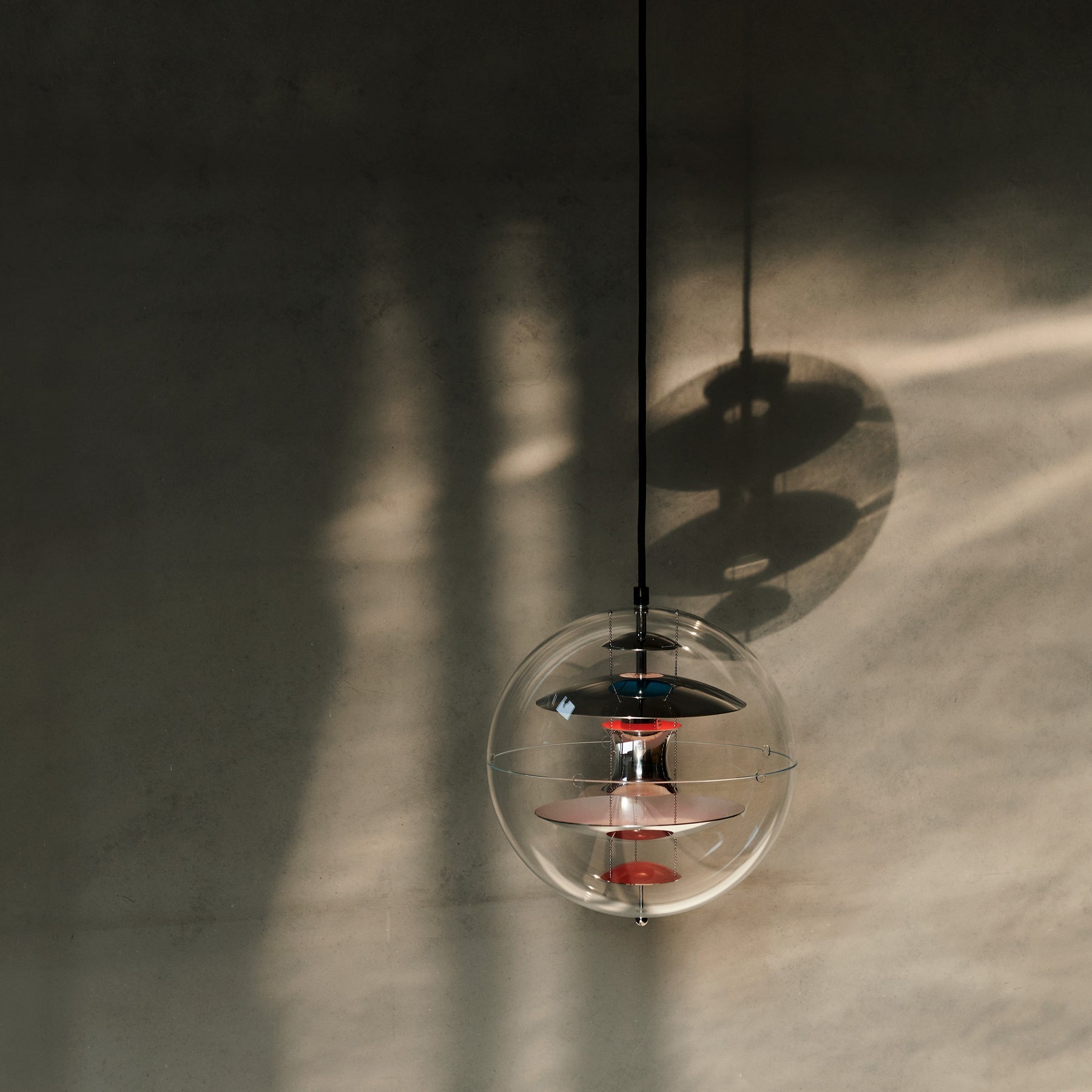 VP Globe Ø28 pendant light by Verner Panton - Verpan Default Title ...