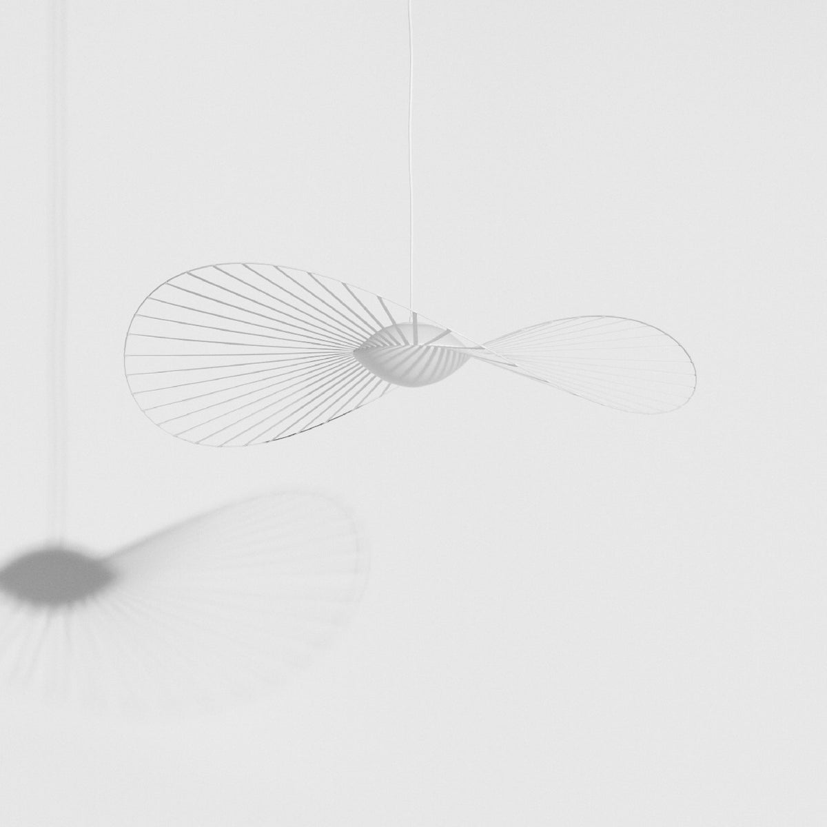 Suspension Vertigo Nova de Constance Guisset - Petite Friture-Blanc, autre vue-The Woods Gallery