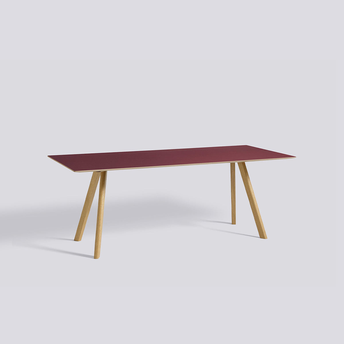Table CPH 30 de Ronan et Erwan Bouroullec - Hay-Chêne massif laqué, plateau linoléum bordeaux, L 200 x P 90 x H 74 cm-The Woods Gallery