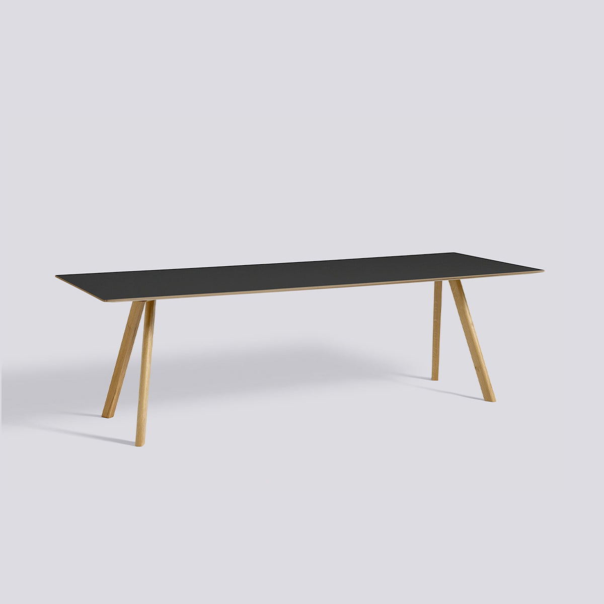 Table CPH 30 de Ronan et Erwan Bouroullec - Hay-Chêne massif laqué, plateau linoléum noir, L 250 x P 90 x H 74 cm-The Woods Gallery