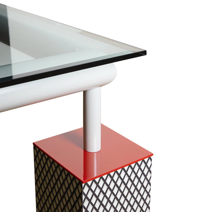 Table Mandarin en verre par Ettore Sottsass, 1981 - 160 x 160 cmt - Memphis Milano-The Woods Gallery