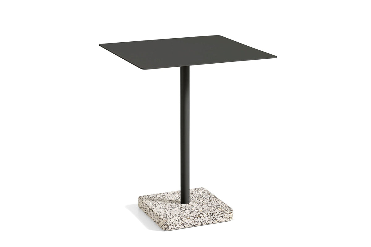 Table Terrazzo ronde de Daniel Enoksson Ø 70 - Hay-Anthracite / Terrazzo Gris clair-The Woods Gallery