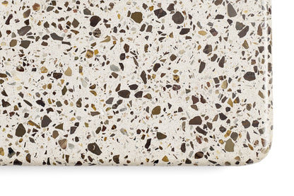 Table Terrazzo ronde de Daniel Enoksson Ø 70 - Hay-Anthracite / Terrazzo Gris clair-The Woods Gallery